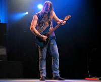 Steve Morse - on stage with Deep Purple